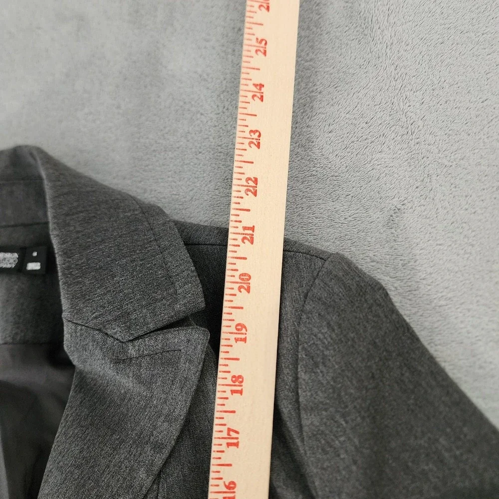 7th Avenue New York & Company Blazer 2 Button Women's Size‎ 4 Gray Jacket Coat
